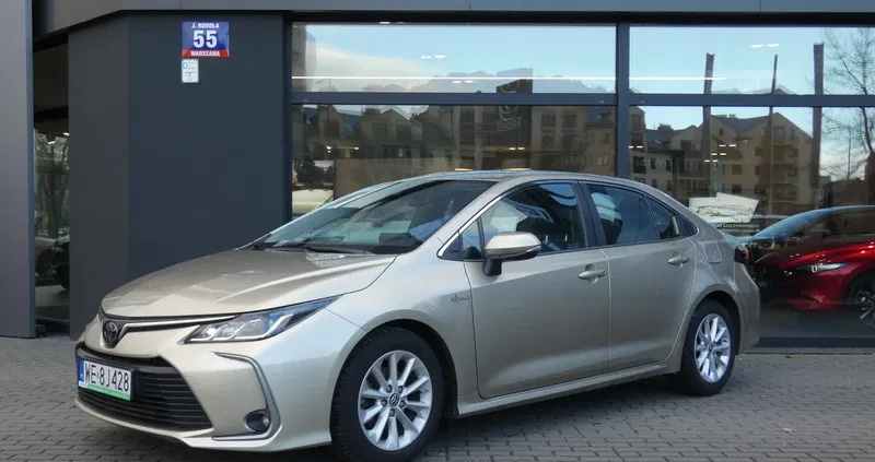 toyota Toyota Corolla cena 72900 przebieg: 76000, rok produkcji 2020 z Krobia